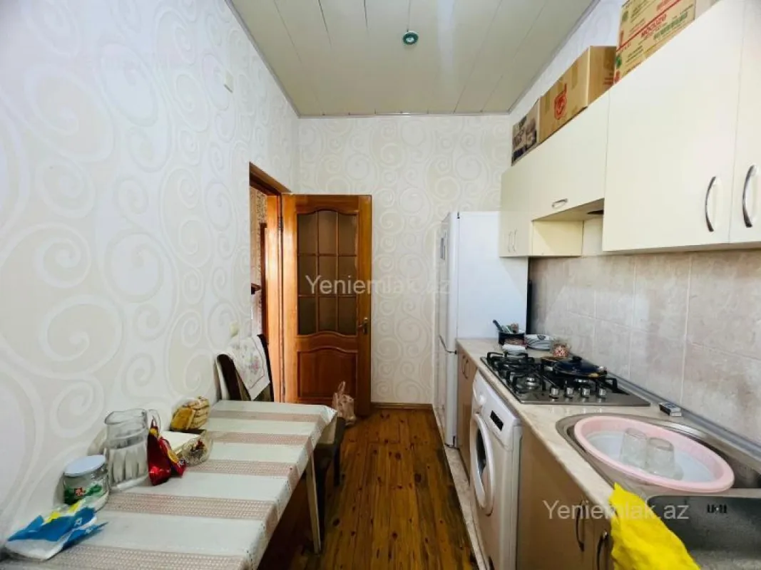 Satılır 4 otaqlı həyət evi 100 m²