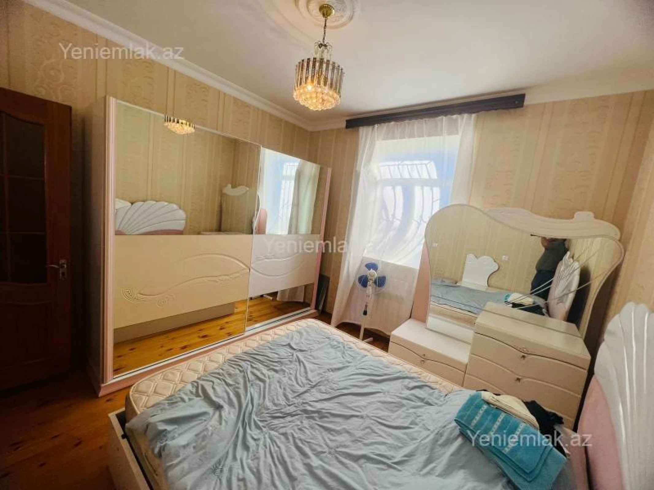 Satılır 4 otaqlı həyət evi 100 m²