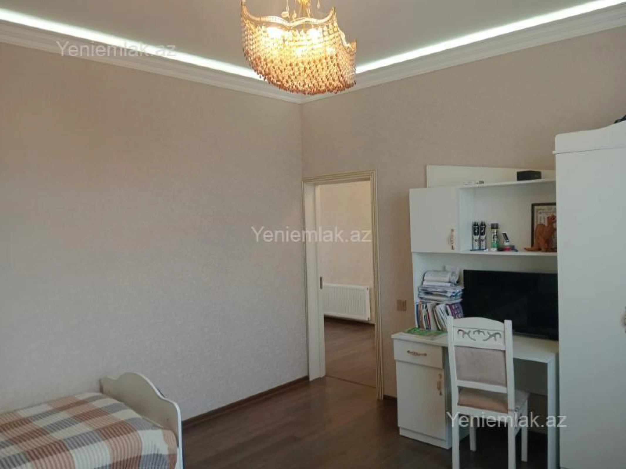 Satılır 4 otaqlı həyət evi 156 m²