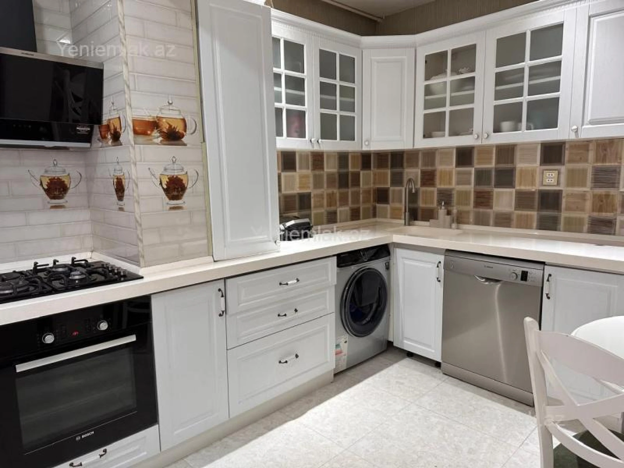 Satılır 3 otaqlı köhnə tikili 90 m²