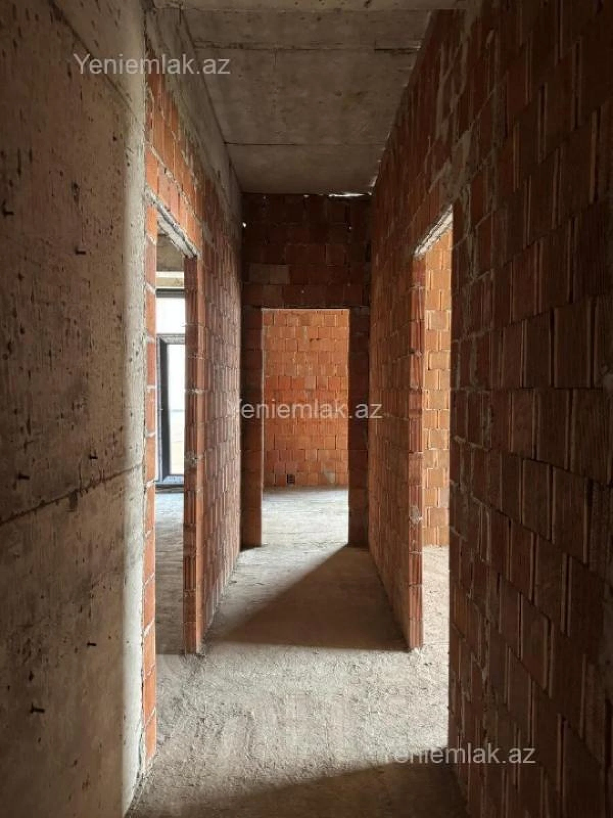 Satılır 3 otaqlı yeni tikili 120 m²