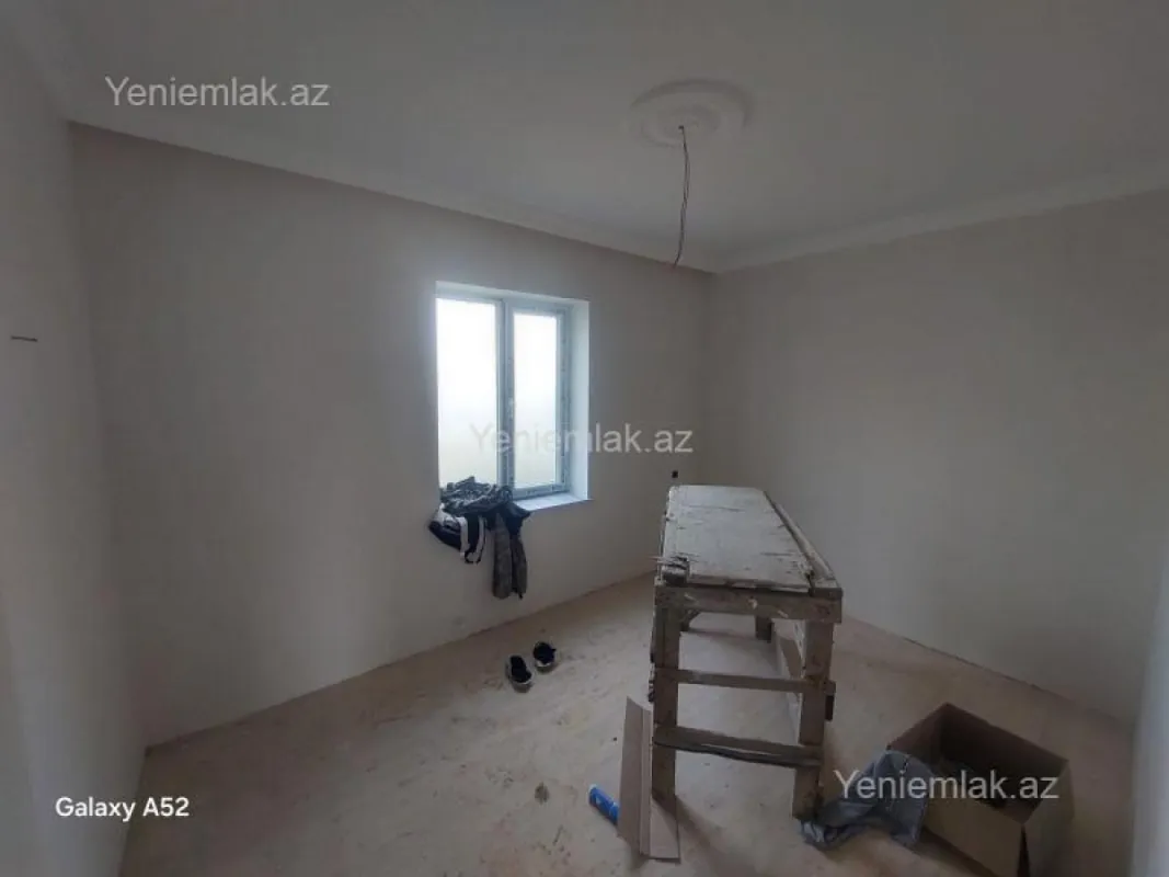 Satılır 4 otaqlı həyət evi 120 m²