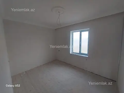 Satılır 4 otaqlı həyət evi 120 m²