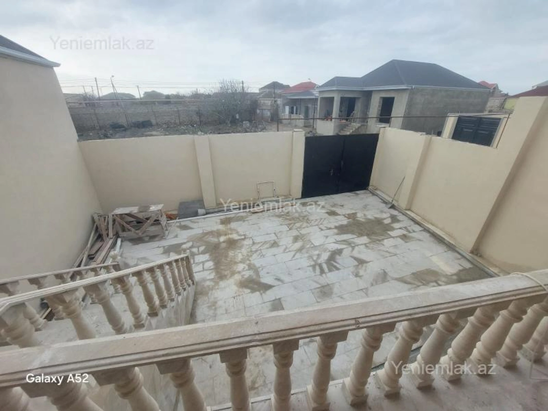 Satılır 4 otaqlı həyət evi 120 m²