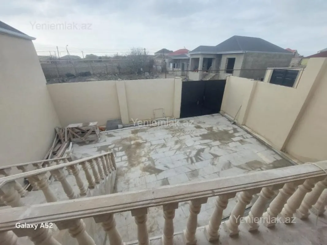 Satılır 4 otaqlı həyət evi 120 m²