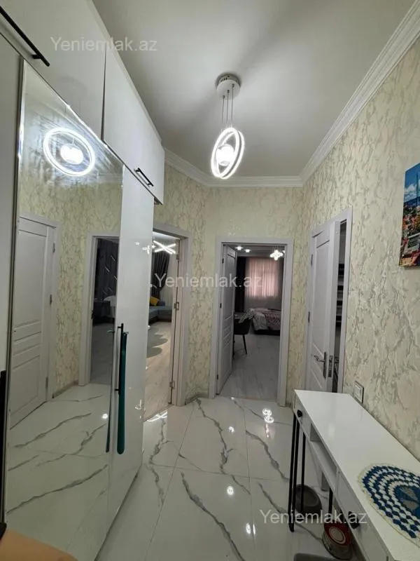 Satılır 2 otaqlı yeni tikili 77 m²