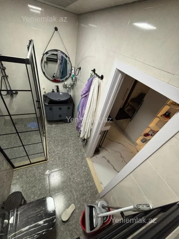 Satılır 2 otaqlı yeni tikili 77 m²