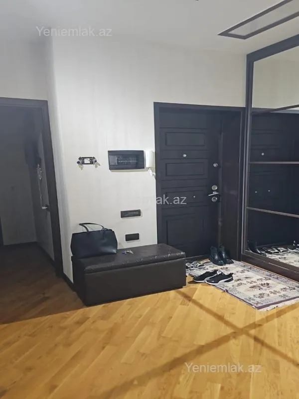 Satılır 3 otaqlı yeni tikili 85 m²