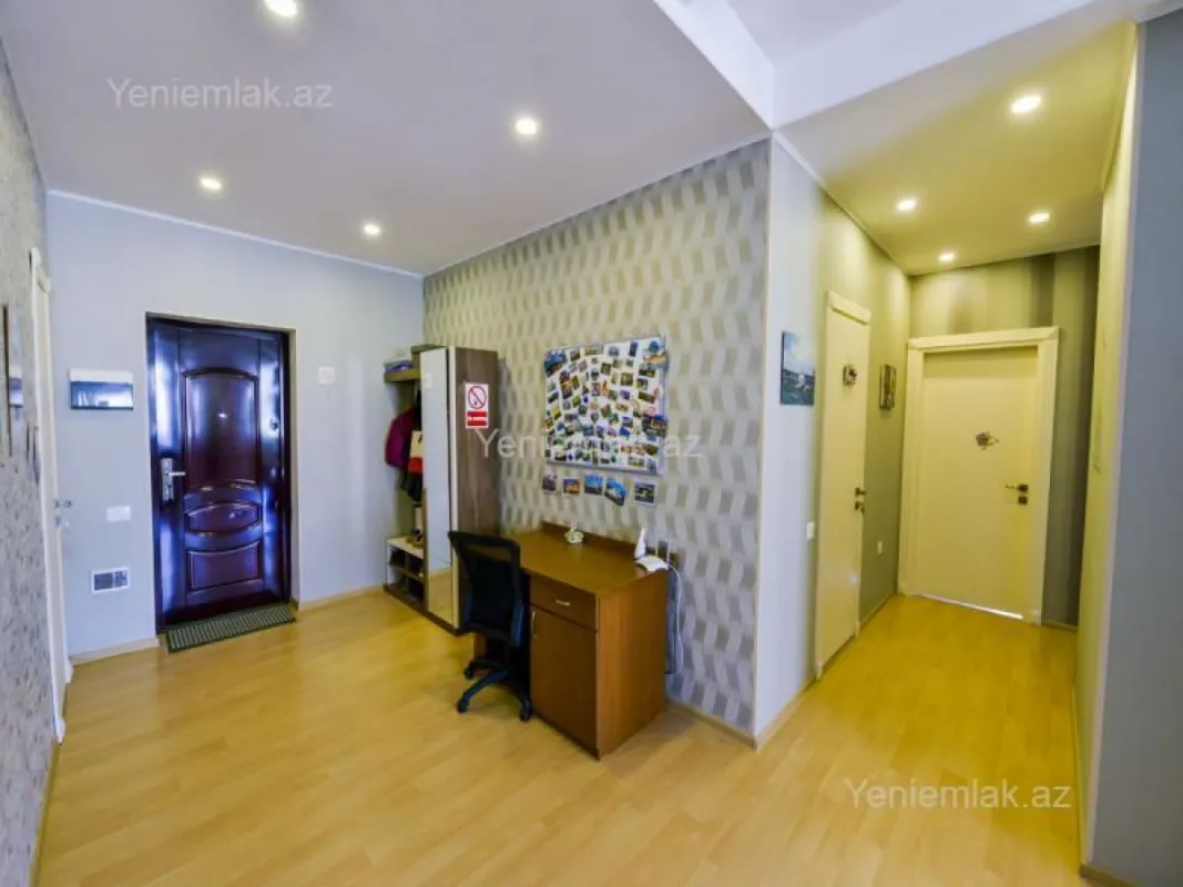 Satılır 3 otaqlı yeni tikili 92 m²