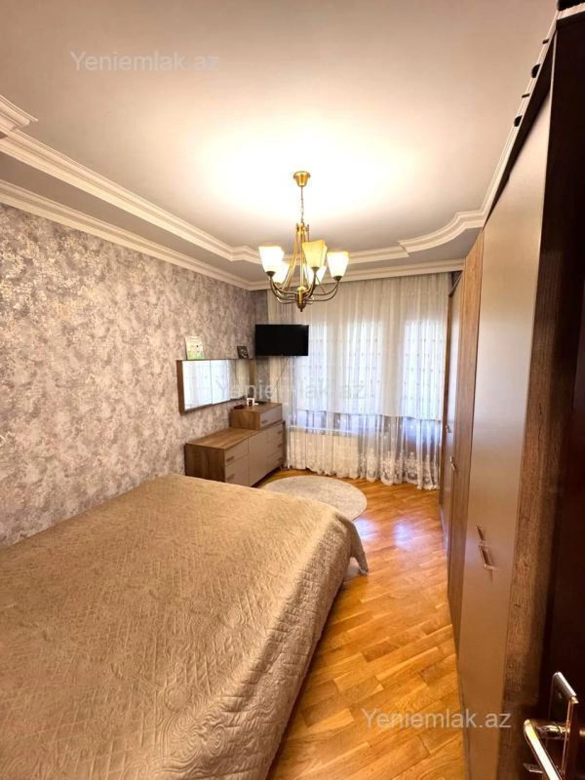 Satılır 4 otaqlı köhnə tikili 86 m²