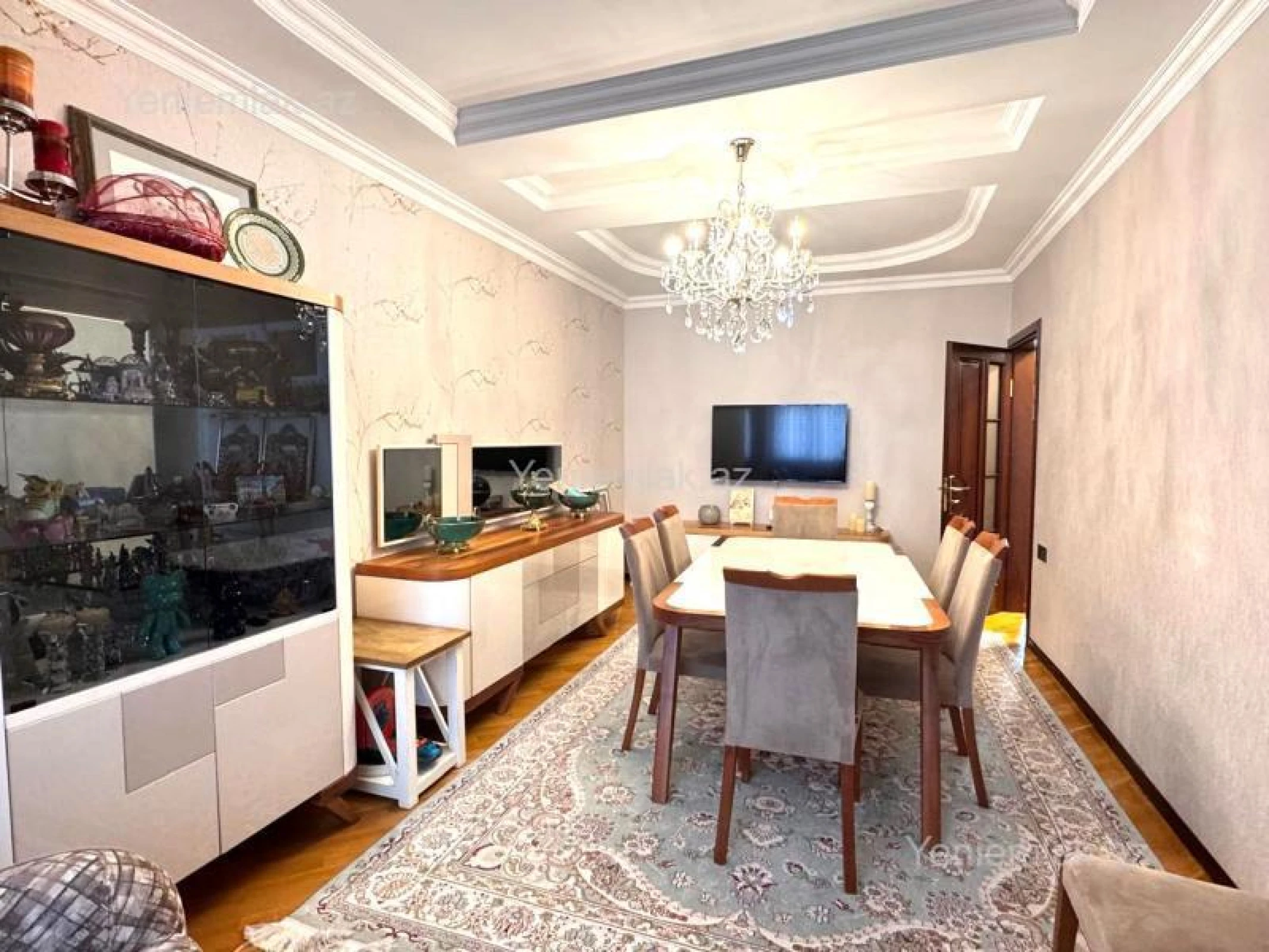 Satılır 4 otaqlı köhnə tikili 86 m²