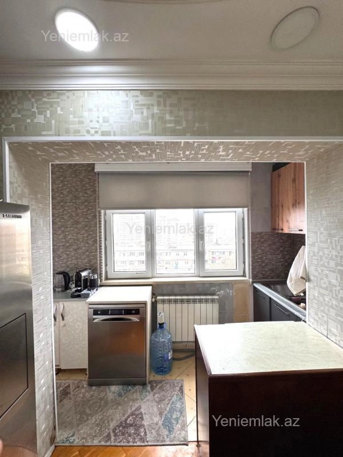 Satılır 4 otaqlı köhnə tikili 86 m²