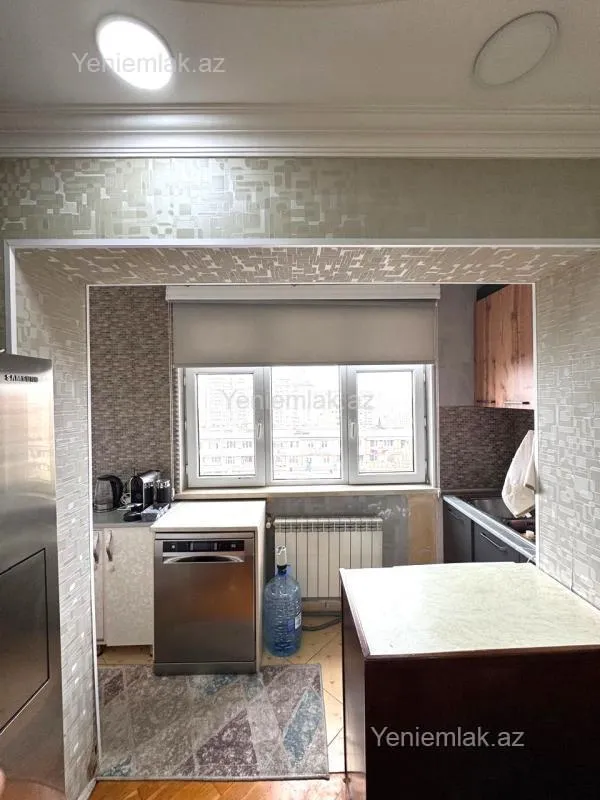 Satılır 4 otaqlı köhnə tikili 86 m²