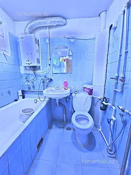 Satılır 1 otaqlı köhnə tikili 40 m²