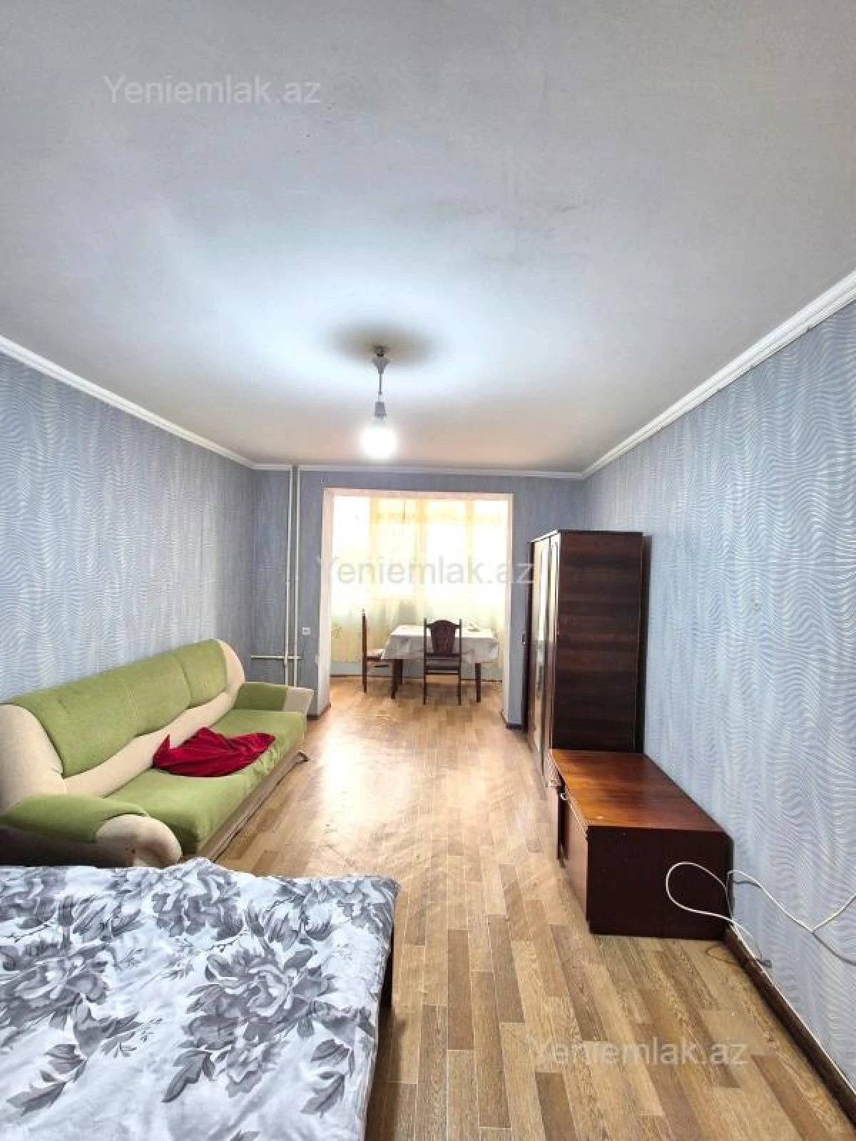 Satılır 1 otaqlı köhnə tikili 40 m²