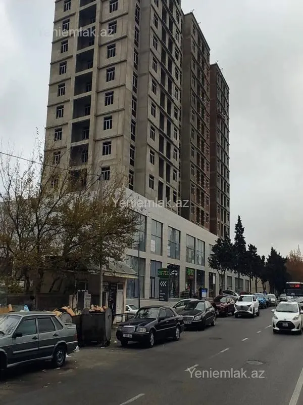 Satılır 2 otaqlı yeni tikili 87.5 m²