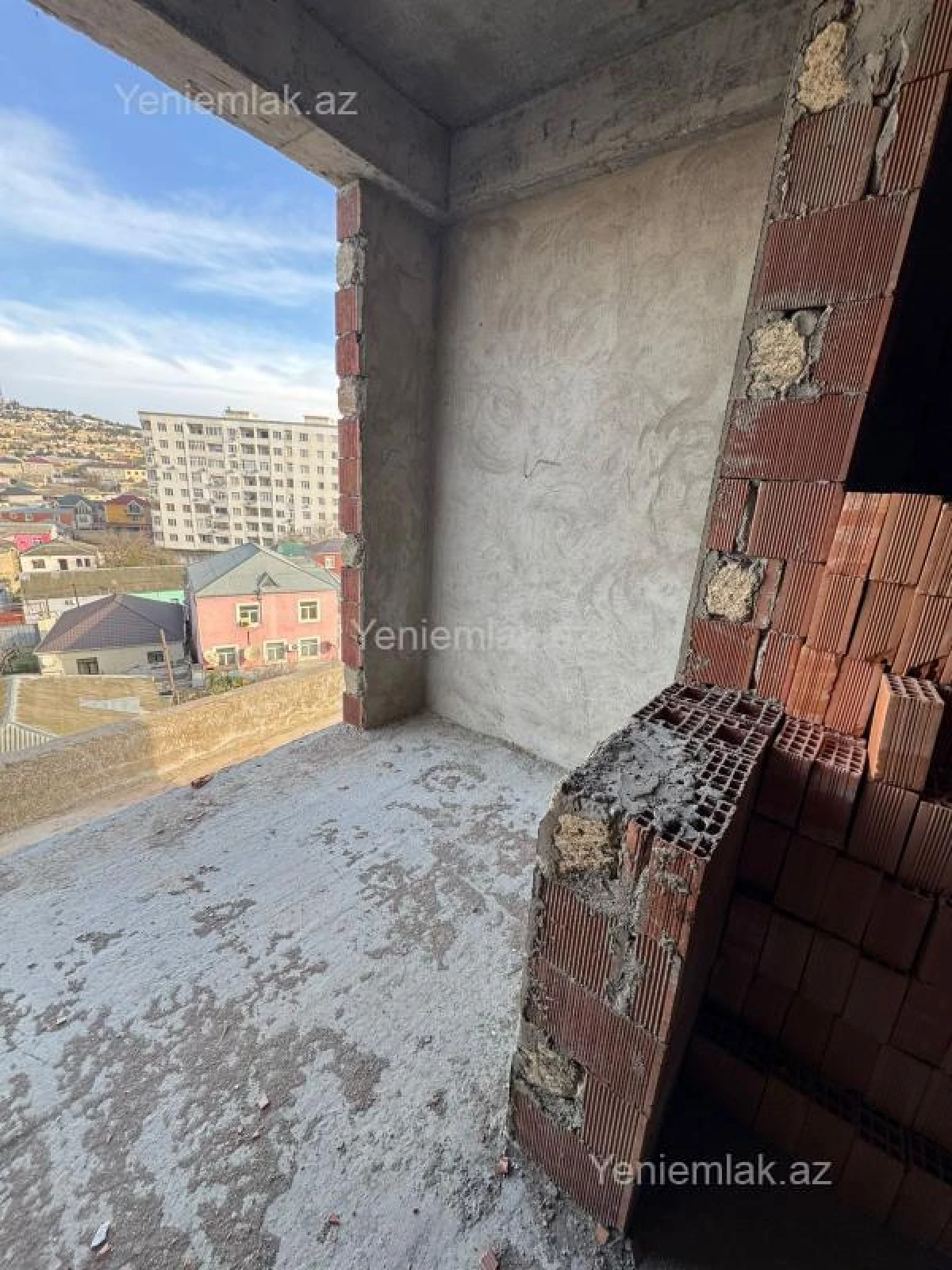 Satılır 2 otaqlı yeni tikili 87.5 m²
