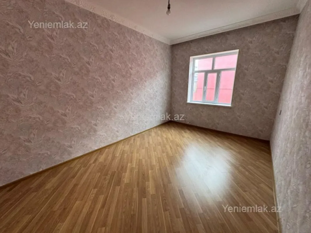 Satılır 4 otaqlı həyət evi 120 m²