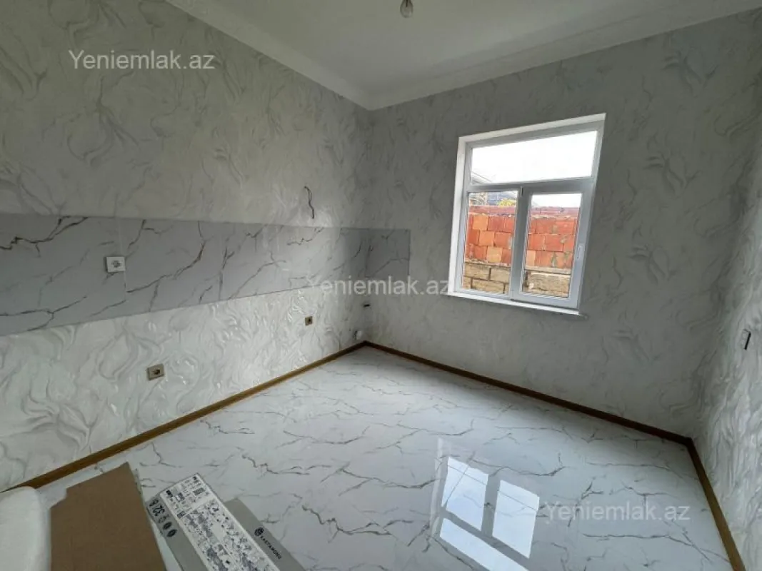 Satılır 4 otaqlı həyət evi 120 m²