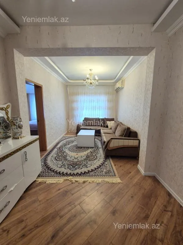 Satılır 3 otaqlı yeni tikili 70 m²