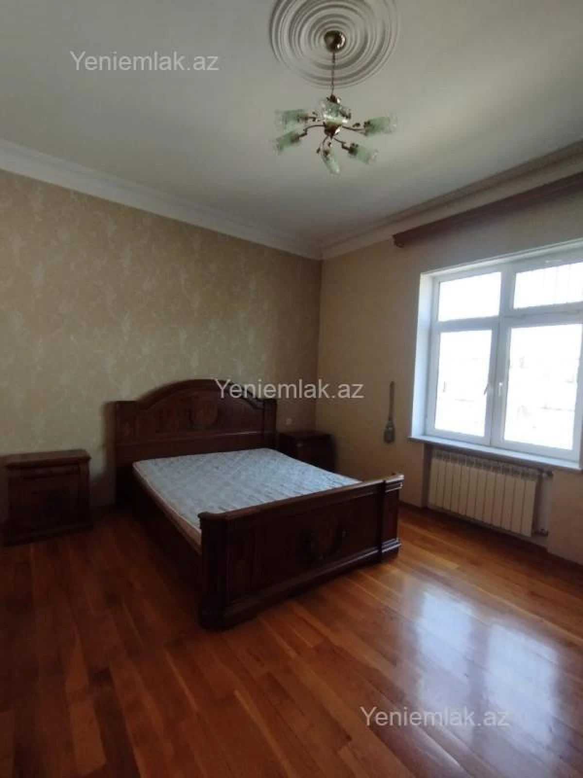 Satılır 5 otaqlı həyət evi 180 m²