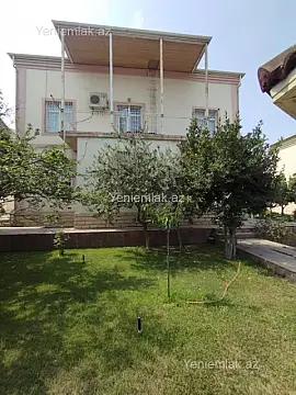 Satılır 5 otaqlı həyət evi 180 m²