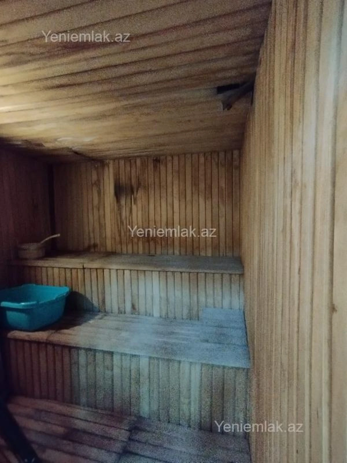 Satılır 5 otaqlı həyət evi 180 m²