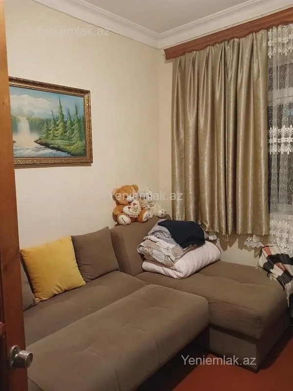 Satılır 2 otaqlı köhnə tikili 50 m²