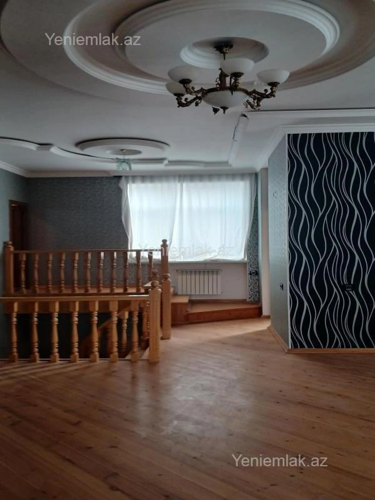 Satılır 6 otaqlı həyət evi 220 m²