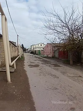 Satılır 6 otaqlı həyət evi 220 m²