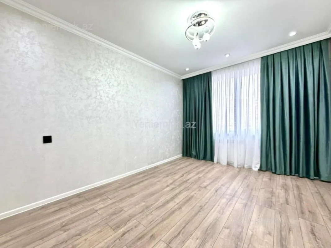Satılır 3 otaqlı köhnə tikili 85 m²