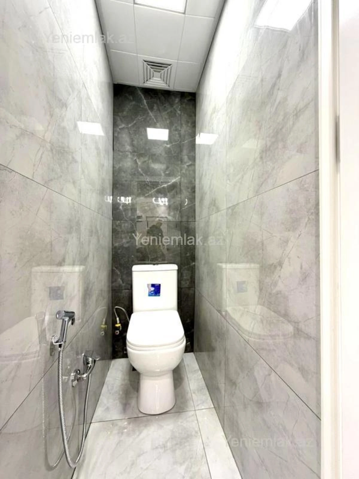 Satılır 3 otaqlı köhnə tikili 85 m²