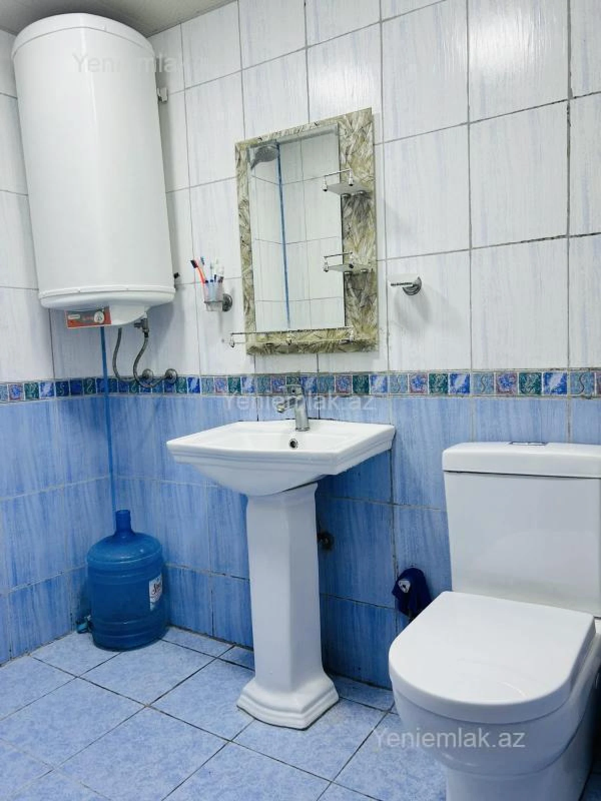 Satılır 2 otaqlı köhnə tikili 50 m²