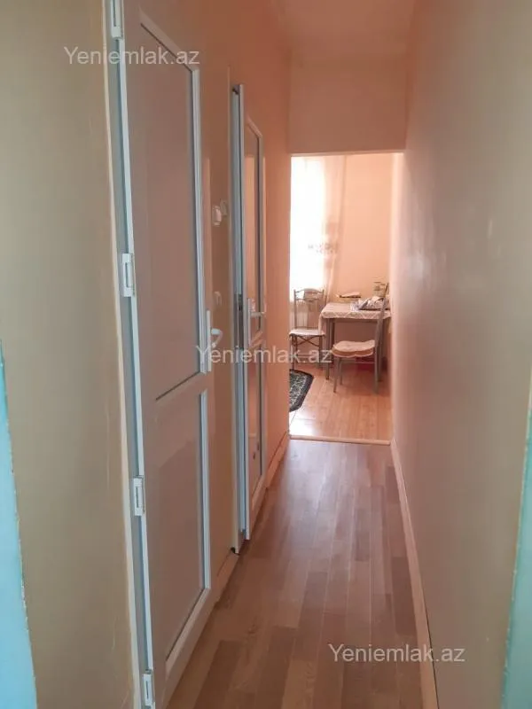 Satılır 2 otaqlı köhnə tikili 50 m²
