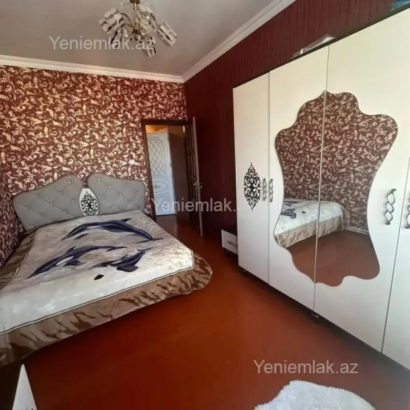 Satılır 5 otaqlı köhnə tikili 95 m²