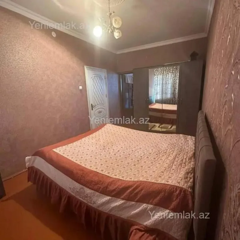 Satılır 5 otaqlı köhnə tikili 95 m²