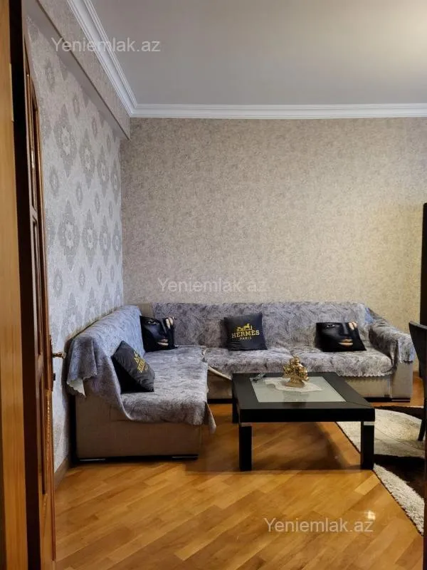 Satılır 2 otaqlı yeni tikili 80 m²