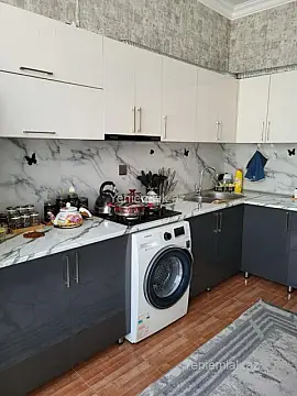 Satılır 2 otaqlı yeni tikili 80 m²