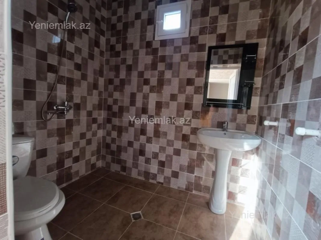 Satılır 2 otaqlı həyət evi 58 m²