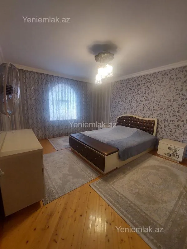 Satılır 6 otaqlı həyət evi 280 m²
