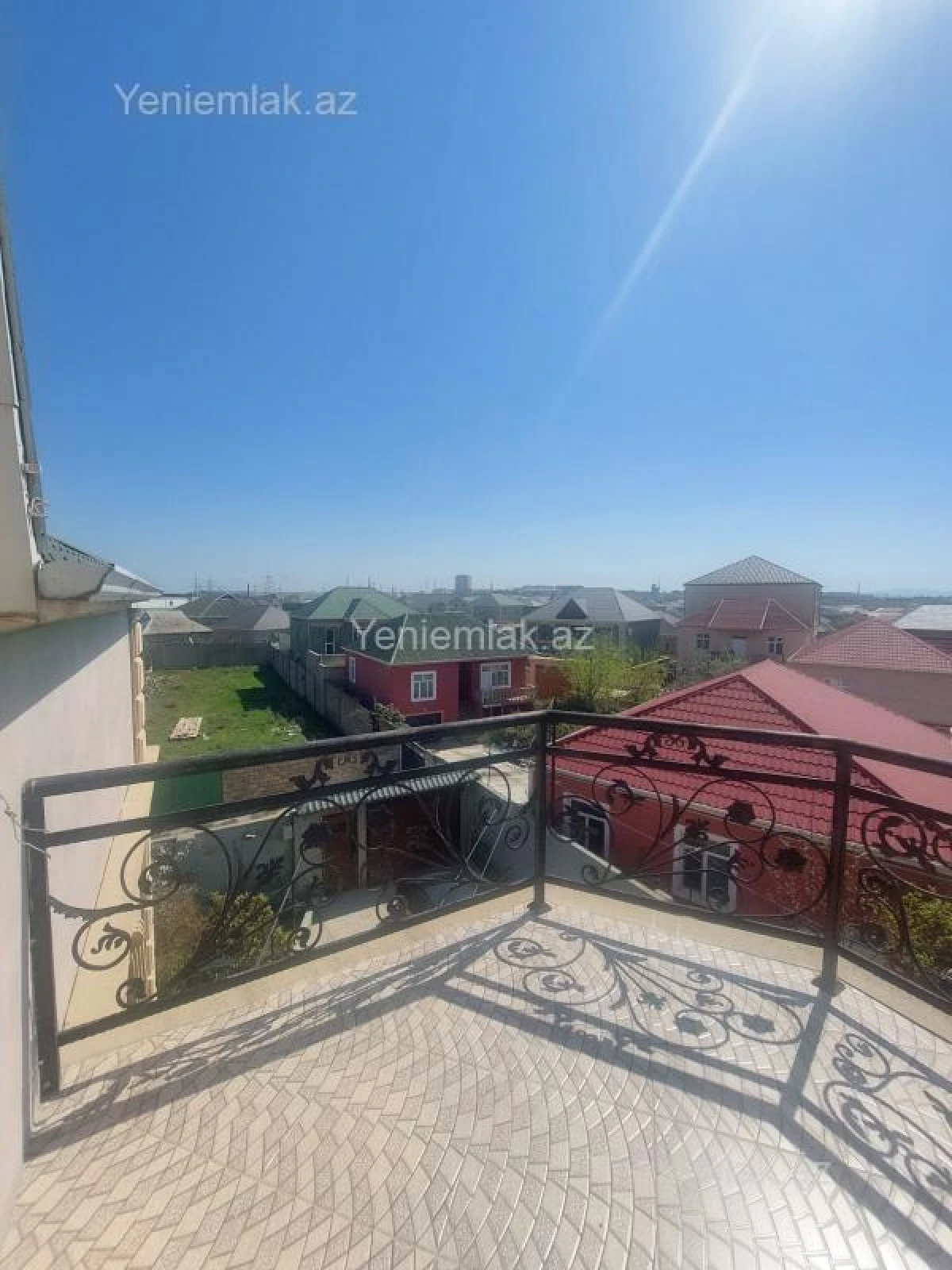 Satılır 6 otaqlı həyət evi 280 m²