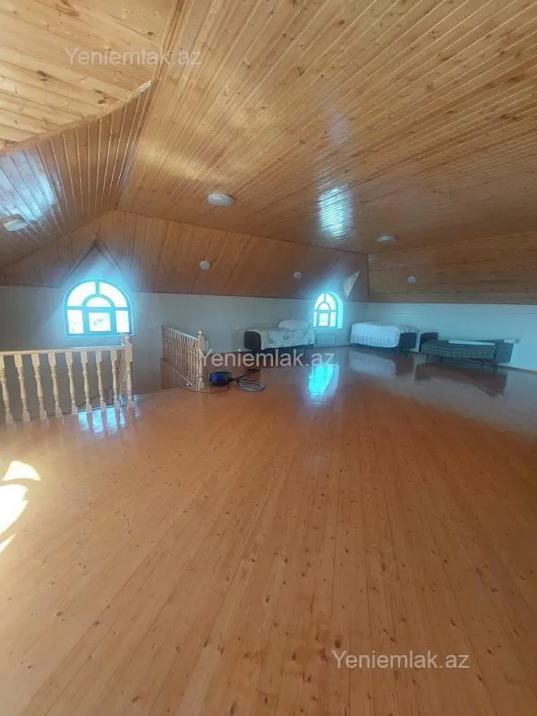 Satılır 6 otaqlı həyət evi 280 m²