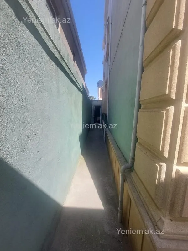 Satılır 6 otaqlı həyət evi 280 m²
