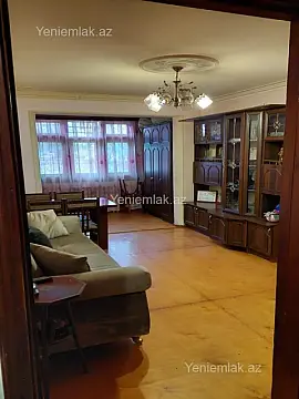Satılır 1 otaqlı köhnə tikili 30 m²