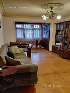 Satılır 1 otaqlı köhnə tikili 30 m²