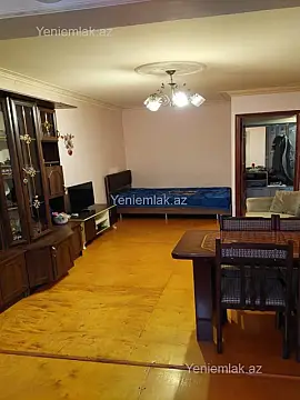 Satılır 1 otaqlı köhnə tikili 30 m²
