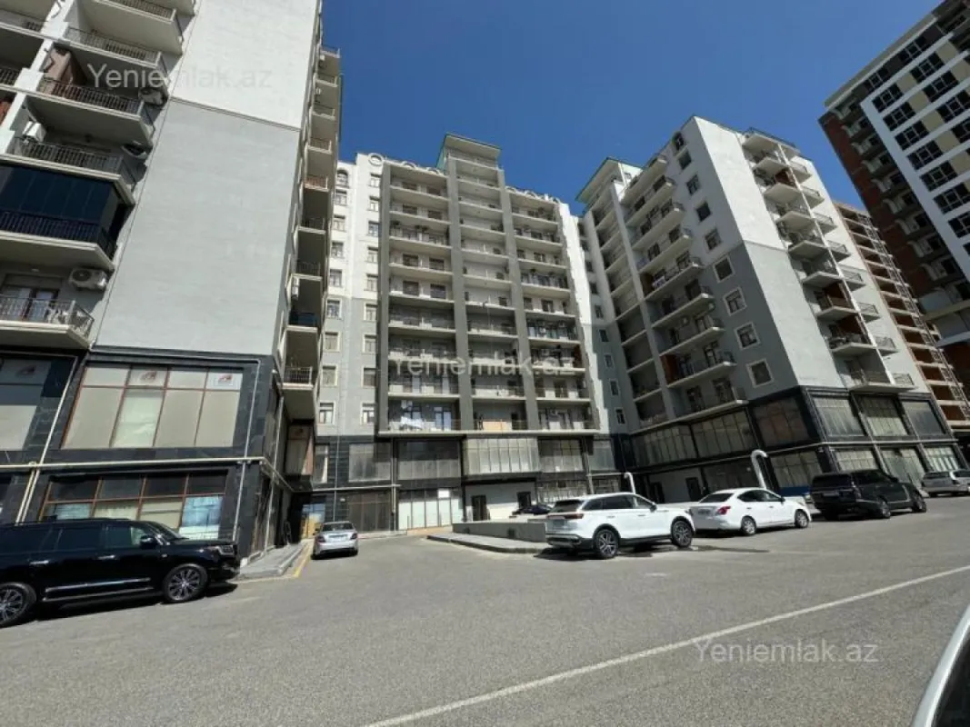 Satılır 3 otaqlı yeni tikili 90 m²