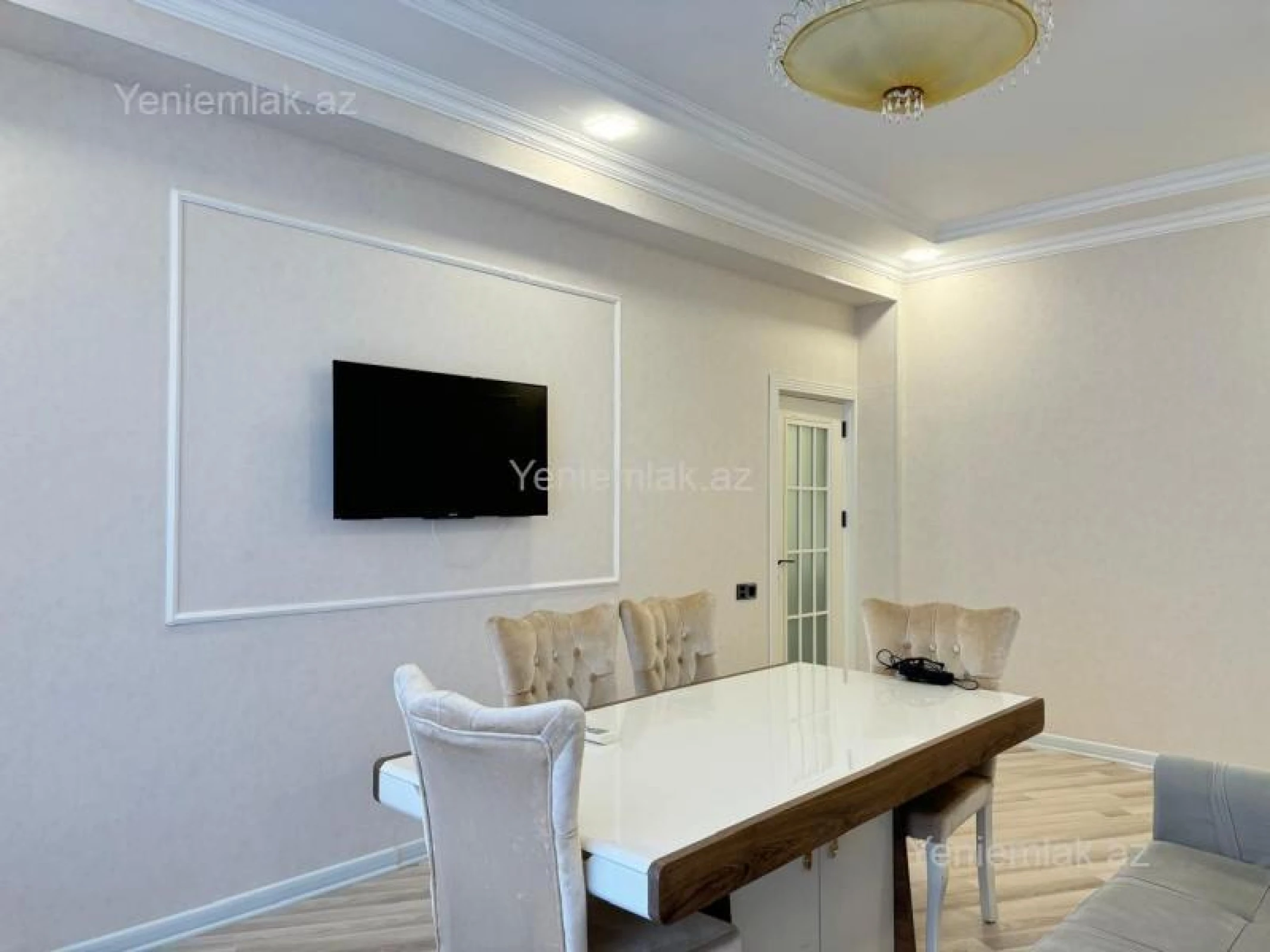 Satılır 3 otaqlı yeni tikili 90 m²