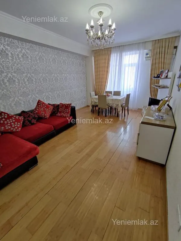 Satılır 3 otaqlı yeni tikili 90 m²
