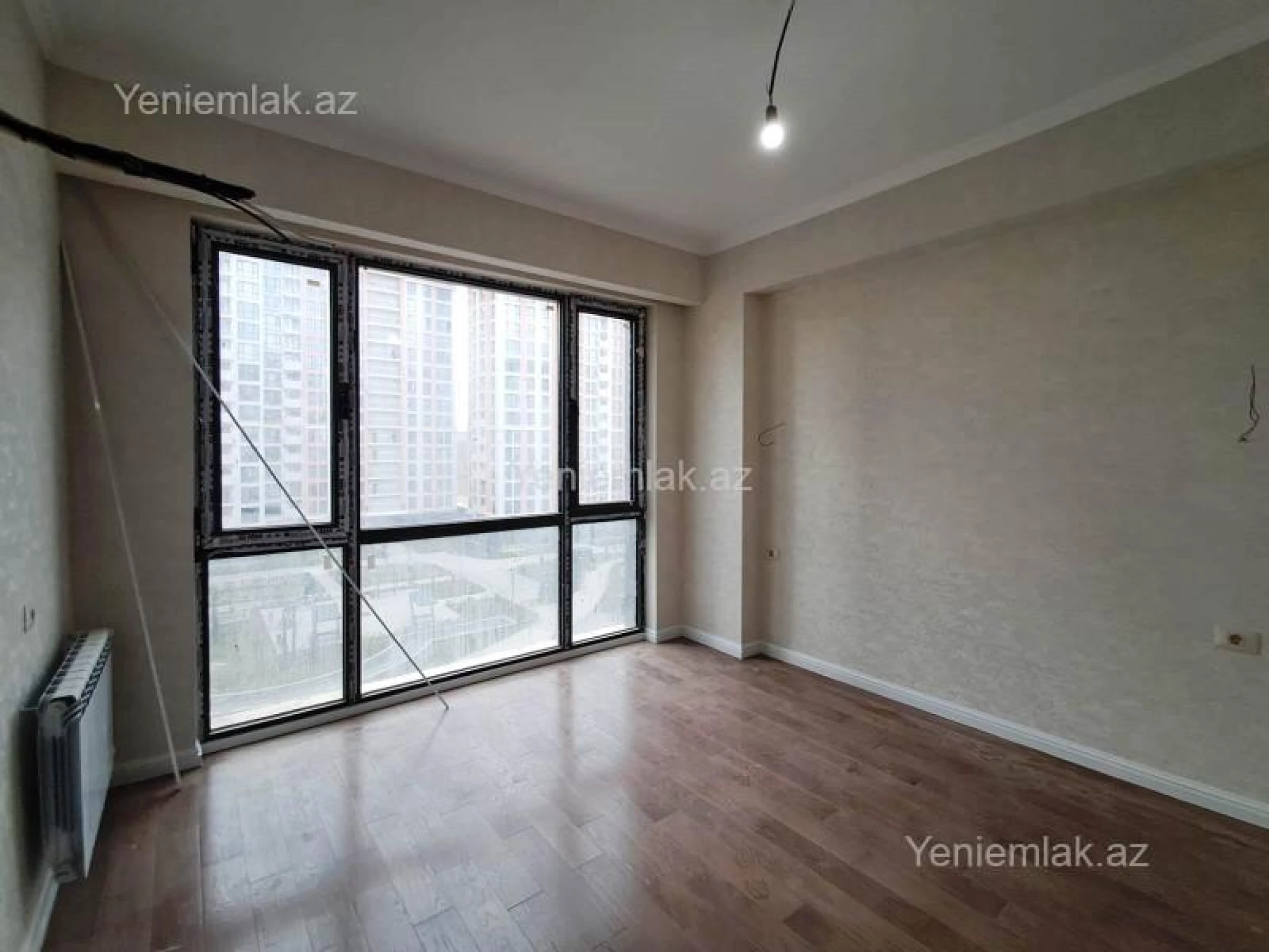 Satılır 3 otaqlı yeni tikili 82.7 m²